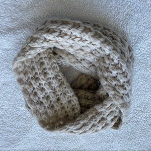 Spring circle scarf
